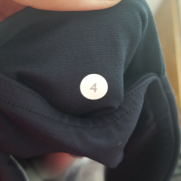 Lululemon If You're Lucky Crop - Picture 9 of 9